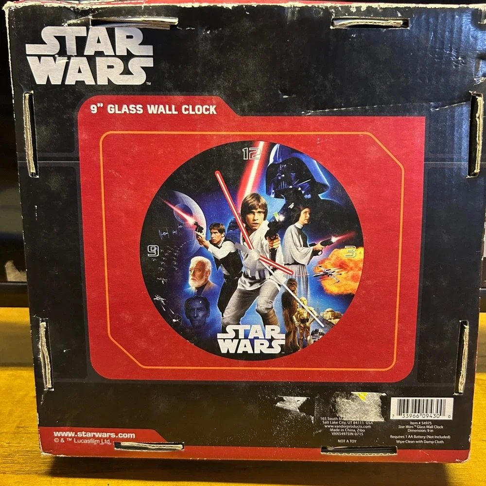 Star Wars Glass Wall Clock‎ Vandor 9in Multicolor Glass New hope luke skywalker